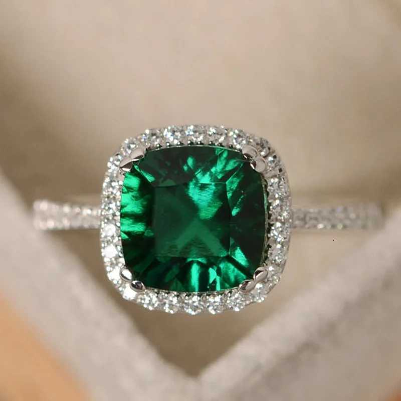 Hot Selling Silver plated Luxury Prong Setting-Rings For Women Ruby Emerald Sapphire Jewelry Wedding Engagement Ring Wholesale M251215