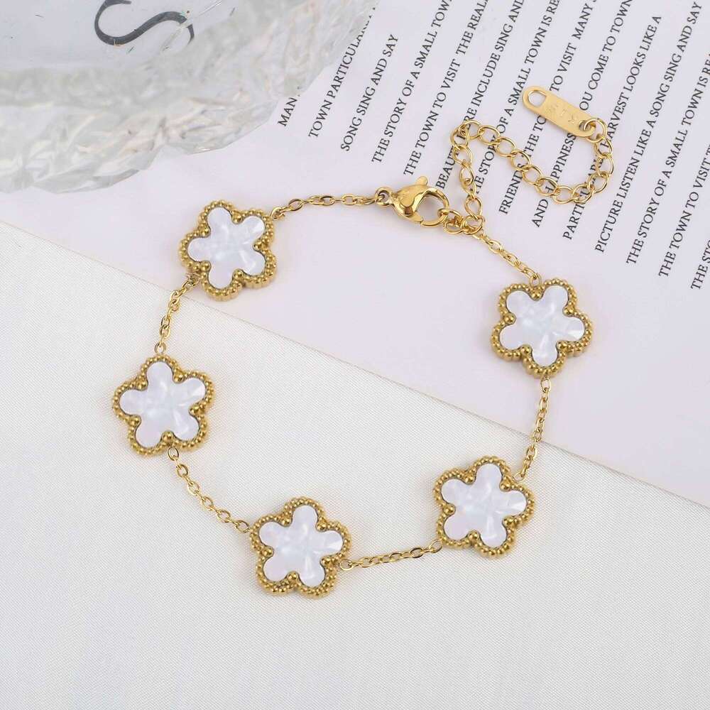 Classic Luxury Stainless Steel Bracelet Ladies Adjustable Five Flower Bracelets For Women New Fashion Party Jewelry Gifts Clover