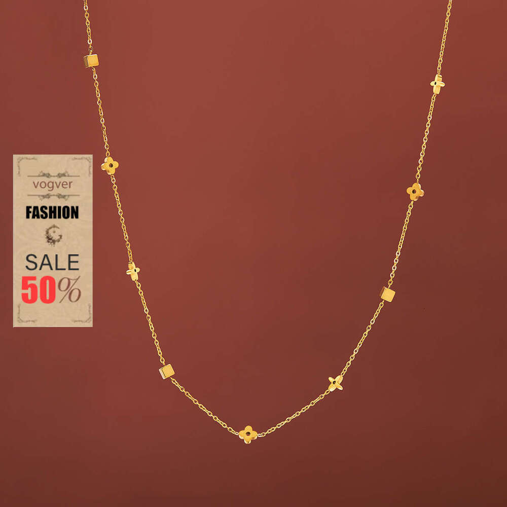 Necklace for Women Designer Luxury 2026 gold Titanium Steel Necklace New Light Luxury Niche Design Sense Accessory Collarbone Chain High-end Neck