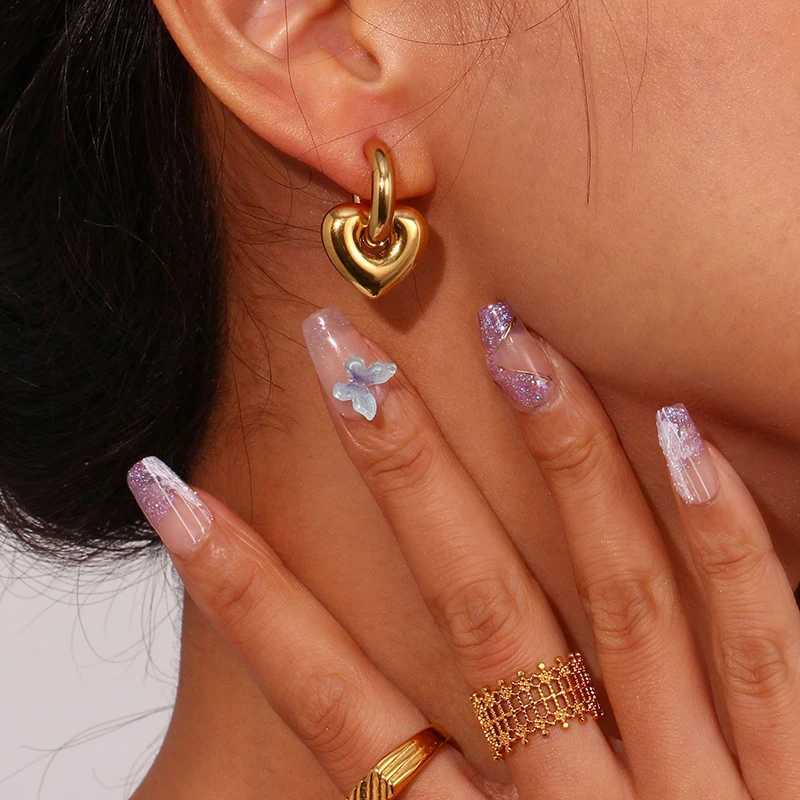 Classic Stainless Steel Heart Star Hoop Earrings For Women Punk Hip Hop Gold Silver Color Y2K Jewelry Female Earrings oorbellen G251216