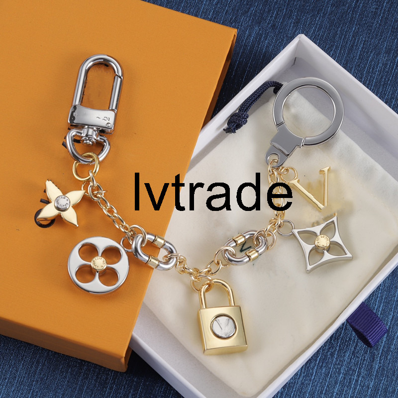 lvkeychainly With BOX Luxury Keychains Lanyards high qualtiy brand Designer Keychain Purse Pendant Car Chain Charm Bag Keyring Gifts I4K5