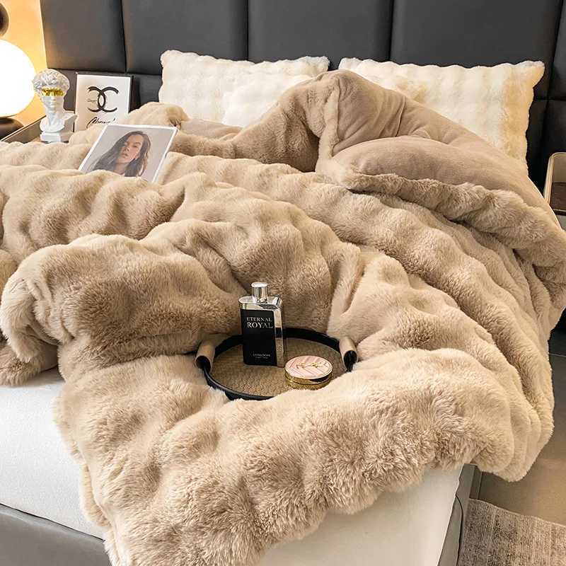 Luxury Faux Rabbit Fur Blanket for Winter Thickened Warm Double Layer Plush Blankets for Bed Fluffy Soft Warmth Quilt Comforter H251216 - view 5
