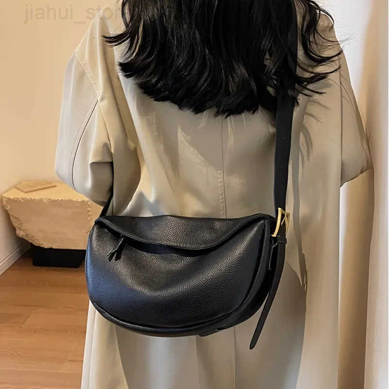 Fashionable Retro New Leather Bag Womens Dumpling Bag Shoulder Bags Crossbody Bags Trendy and Versatile Soft Leather Bag H251216