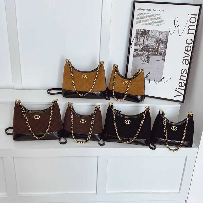 Famous Design Shoulder Bag Leisure And Portable Fashionable Womens Handbag Classic Womens Chain Strap Crossbody Bag M251216