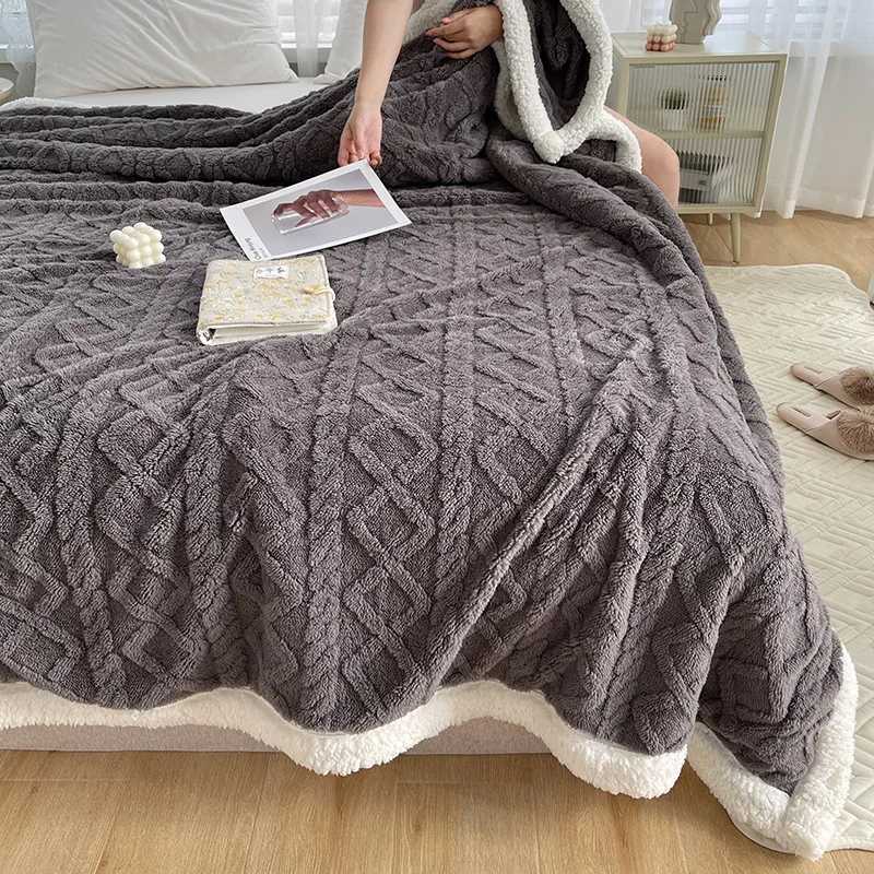 Lamb Wool Thick Winter Blanket Double Side Microfiber Flannel Throw Blanket for Bed Comfortable Super Soft Warm Comforter Double H251216 - view 6