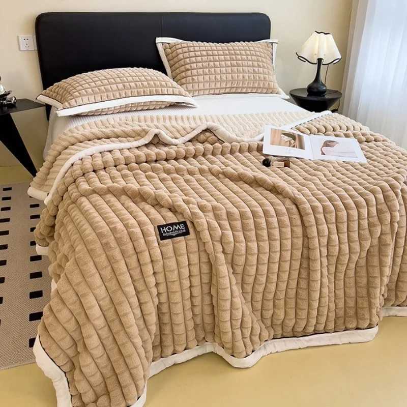 Thicken Solid Colour Double Layer Throw Blanket Soft Warm White Striped Office Nap Sofa Blankets Queen Double Fluffy Bed Plaid H251216 - view 7