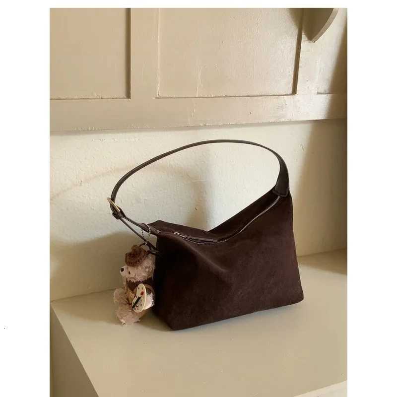 Autumn and Winter Korean Suede Simple Underarm Dumpling Bag Simple Commuting Imitation Suede Single Shoulder Handbag Cross M251216