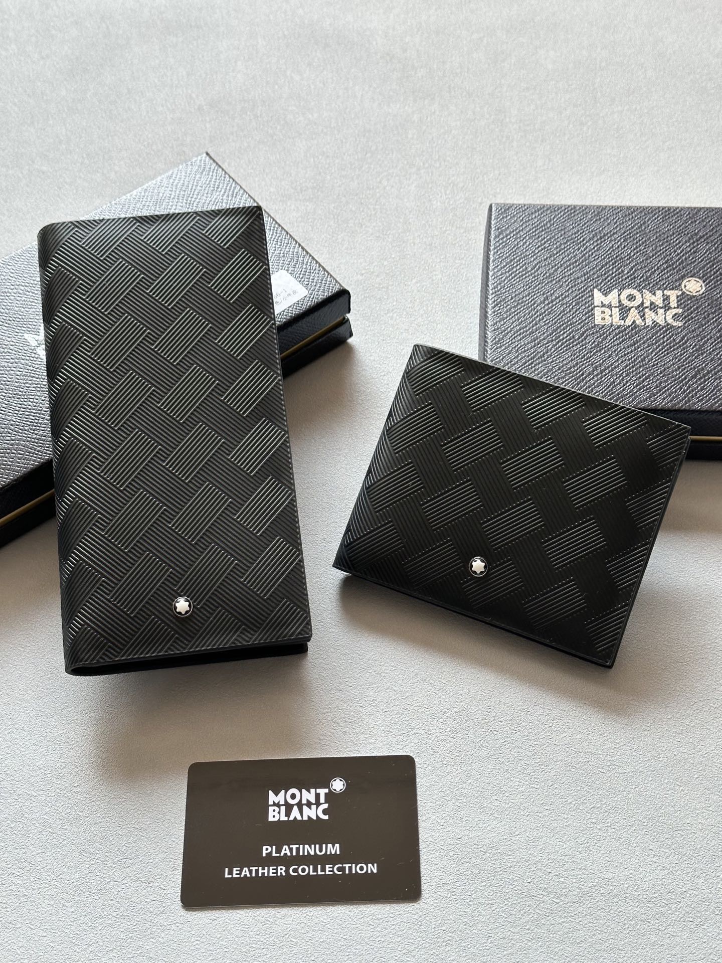 Buyers' Picks Montblancs hexagram white Star pure cowhide wallet bag charm genuine leather Long and short styles Folding wallet MB brand Designer card holder wallet