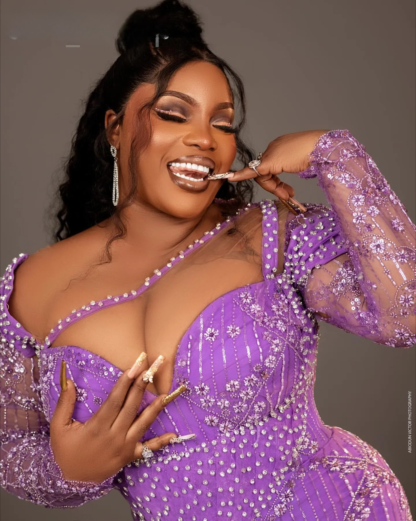 Elegant Lavender Purple Plus Size Prom Dresses Mermaid Sheer Long Sleeves Beaded Crystals Evening Gowns Women Formal Party Occasion Robes De Soiree D1