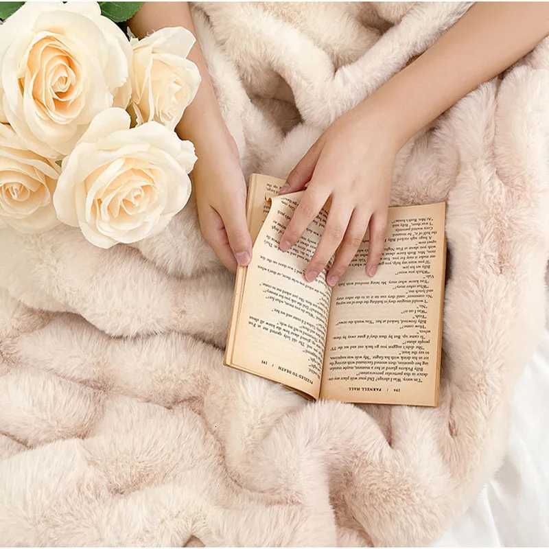 Luxury Thickened Rabbit Fur Plush Blanket High End Ultra Soft Cozy Office Nap Blanket Autumn Winter Sofa Cover for Living Room H251216 - view 7