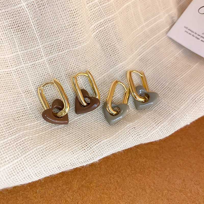 Cute Red Heart Earrings For Women Girls Simple Smooth Hoop Earrings Fashion Geometric Earrings Party Round Ear Jewelry G251216