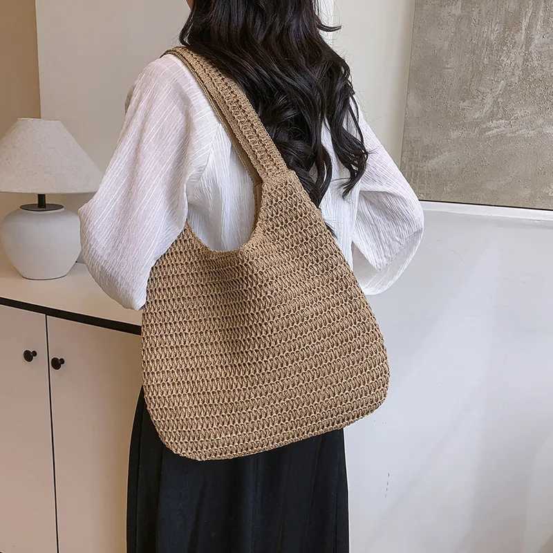 Solid Color Woven Tote Bag Hollow Out Breathable Shopping Straw Bag Lightweight Summer Beach Handbag For Women M251216