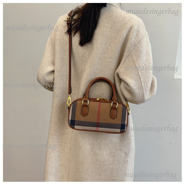 Luxury Brand Designer Hand Bag Fashion Free Shipping Exclusive Women's Bag 2025 New Fashion Women's Single Shoulder Crossbody Bag High-End B