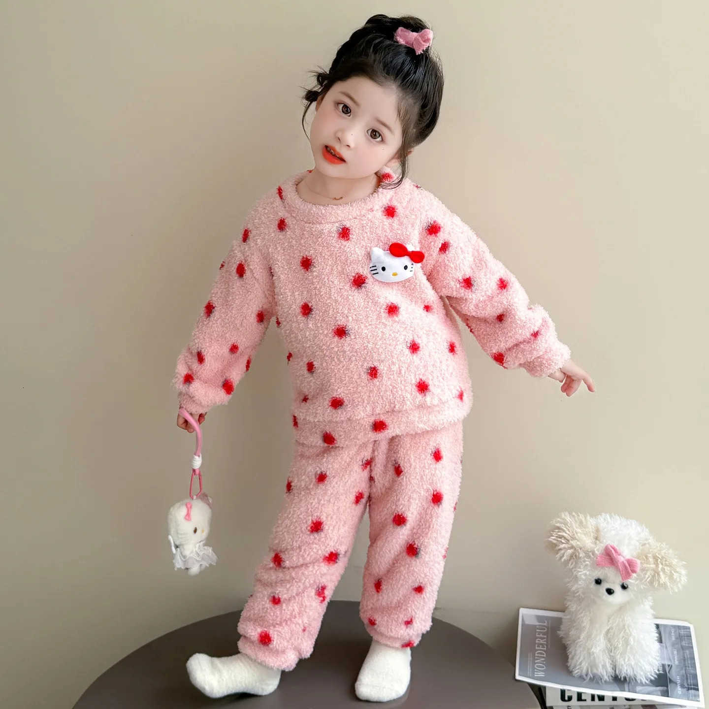 Sanrio Anime Hello Kitty Girls Autumn/Winter Cartoon Pajamas Babys fashionable and warm winter clothing Girls casual home suit set H251216