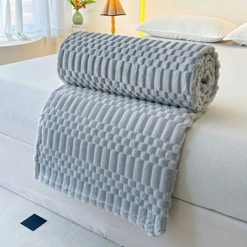 2025 new golden turtle velvet double-sided blanket leisure office blanket summer air conditioner nap sofa blanket H251216 - view 7