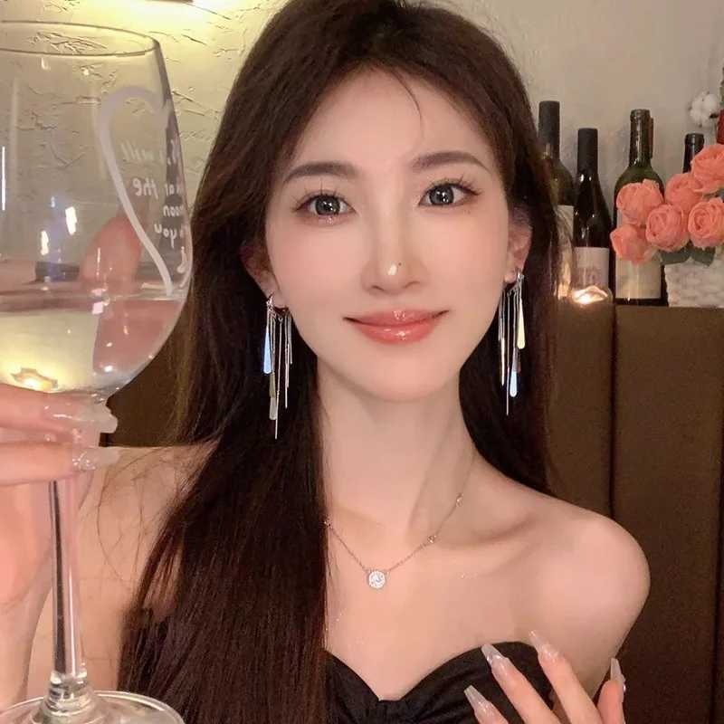 925 Sterling Silver Long Tassel Earrings Luxury Ear Hoop for Women Fine Jewelry Wedding Party Gifts Cute Accessories G251216