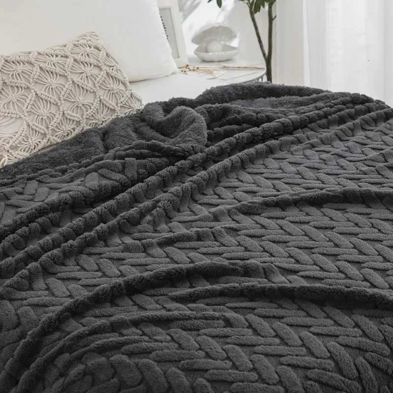 autumn and winter new high-gram single-layer double-sided jacquard Tafu fleece Shu cotton fleece multi-functional blanket H251216 - view 4