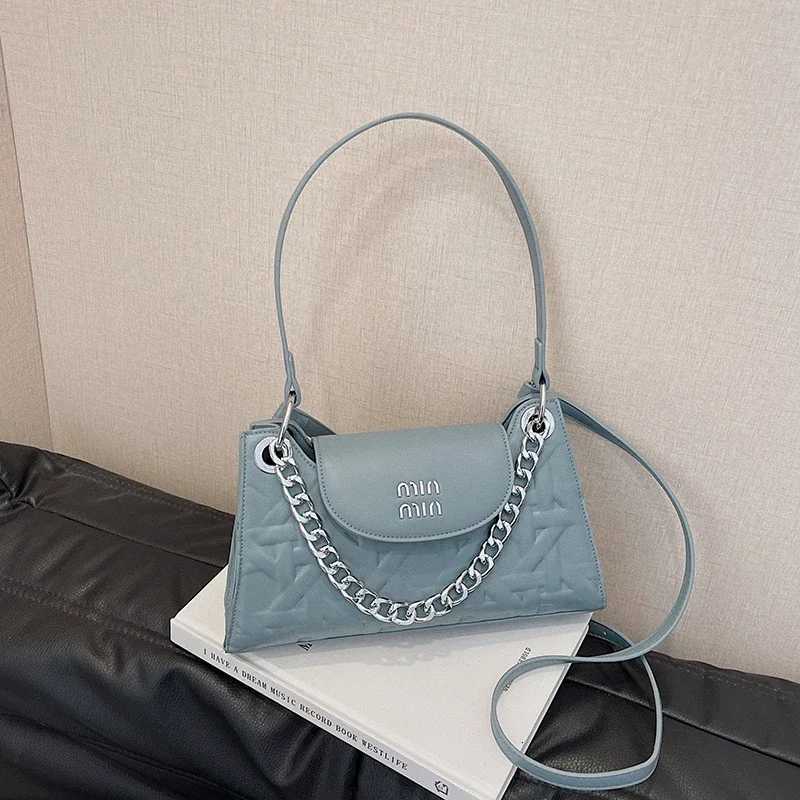 Chic Womens Handbag Leather Shoulder Bag Crossbody Messenger Famous Designer Elegant Classic Tote M251216