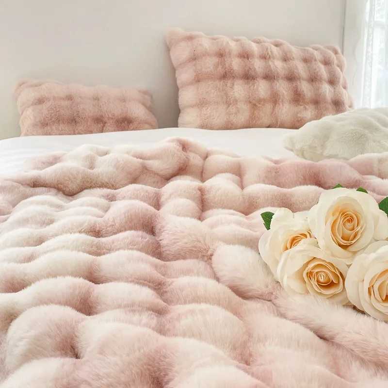 Luxury Thickened Rabbit Fur Plush Blanket High End Ultra Soft Cozy Office Nap Blanket Autumn Winter Sofa Cover for Living Room H251216 - view 4
