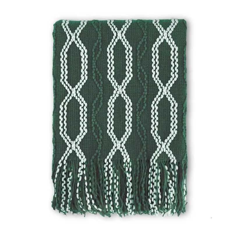 Decorative Green Christmas Gift Throw Blanket Textured Blanket with Tassel Knitted Cozy Lightweight Blanket for Couch Bed H251216 - view 4