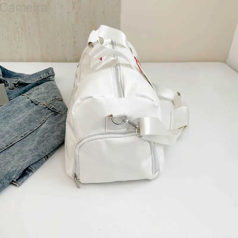 Sanrio Miniso Hello Kitty Shoulder Bag Kawaii Fitness Handbag Ins Korean Crossbody Bag Cartoon Anime Couple Birthday Gift H251216