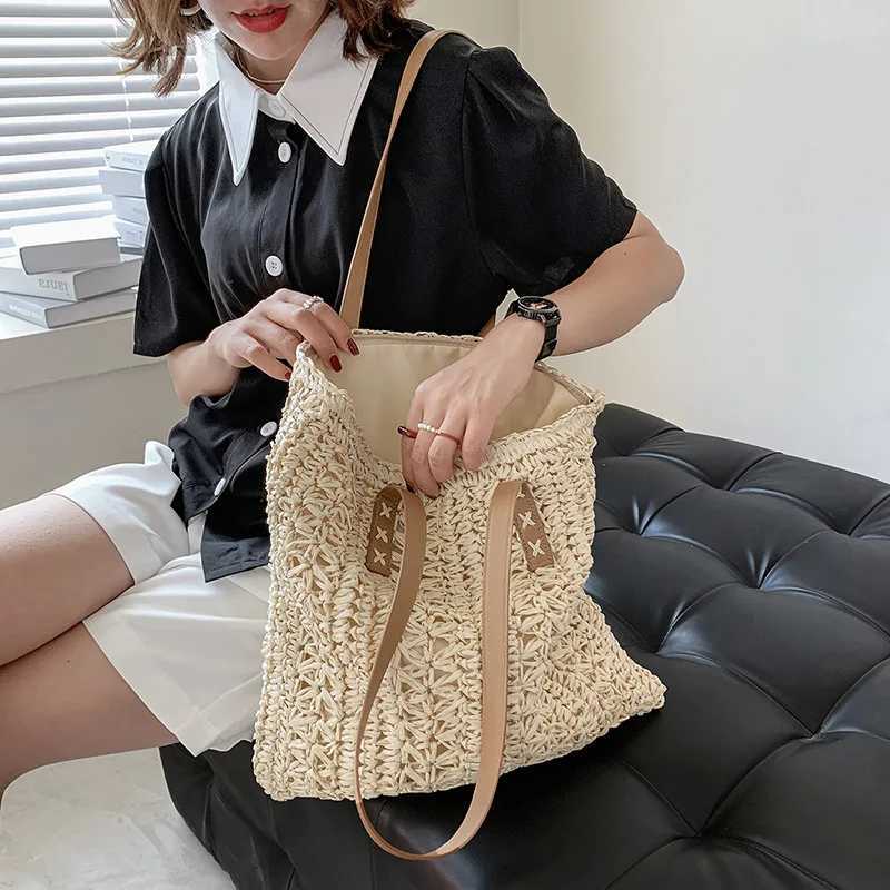 Square Hollow Straw Beach Bag Handmade Woven Shoulder Bag Raffia Rattan Shopping Travel Bag Bohemian Summer Vacation Casual Tote M251216