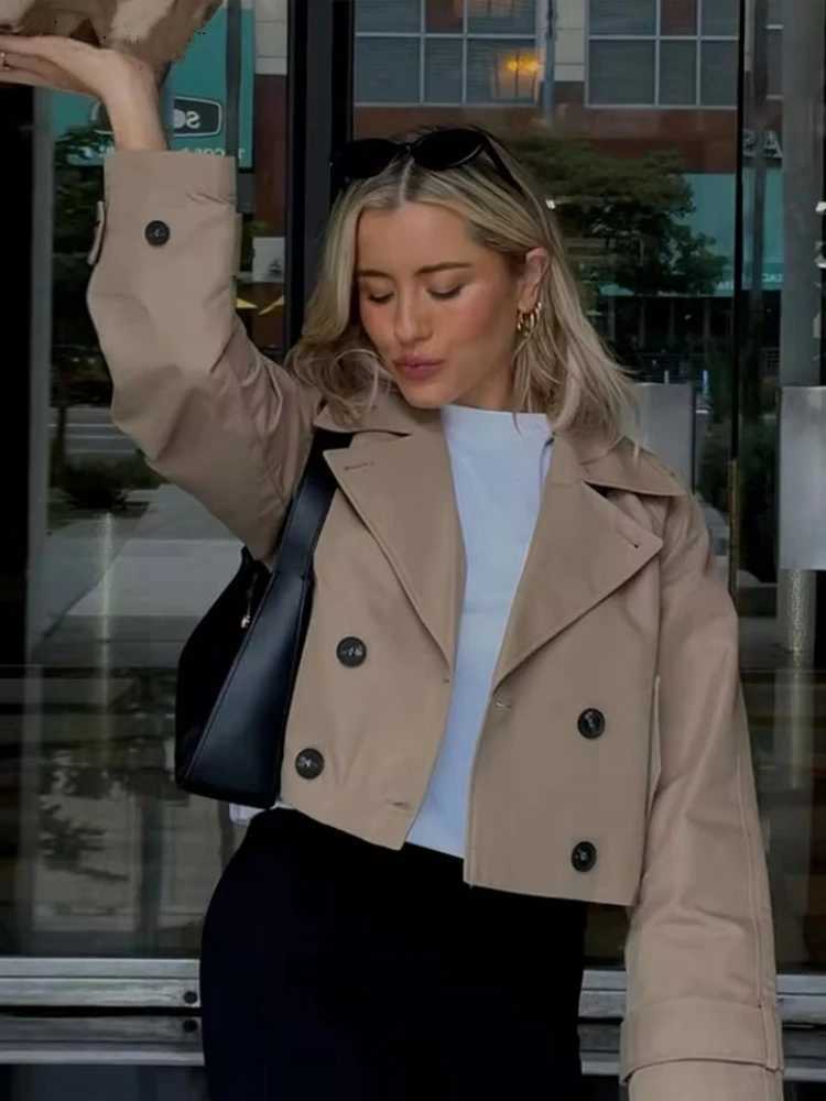 Autumn New Khaki Double Breasted Short Trench Coats For Women Casual Lapel Long Sleeve Pocket Loose Jackets Women Outcoat 2025T251216