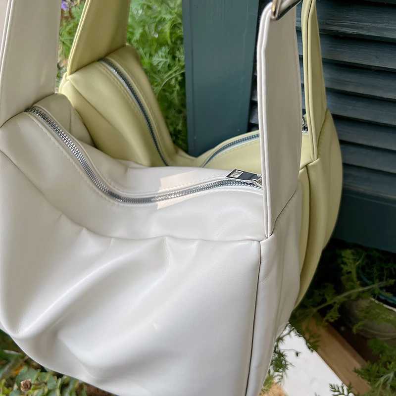 New PU Soft Leather Womens Large Capacity Crossbody Bag Small Commuter College Student Class Shoulder Totes Bag M251216