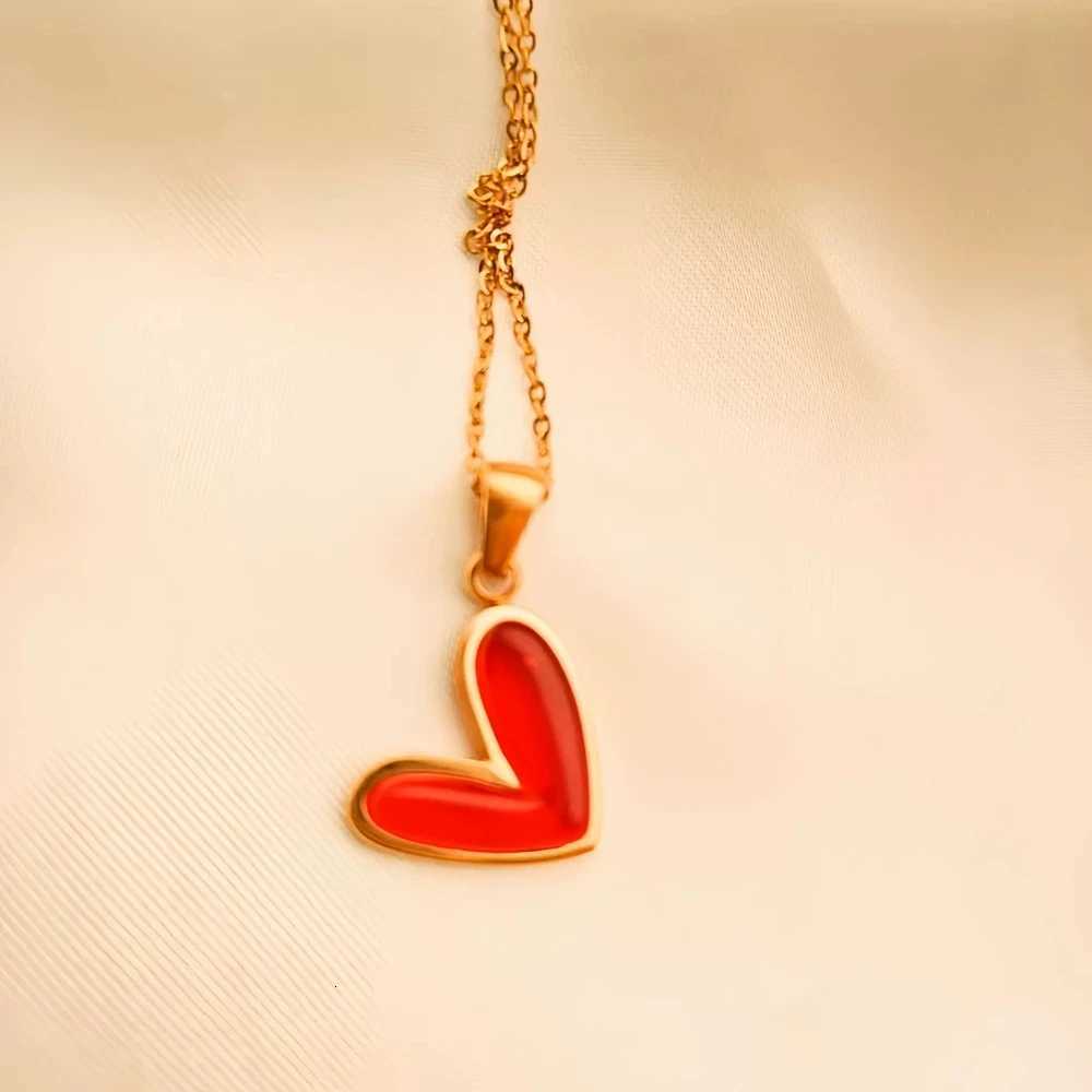 StainlESS Steel Sweet Heart Pendant Necklace Jewelry for Women Girls Gold Color Chain AccESSories Party Gifts M251216
