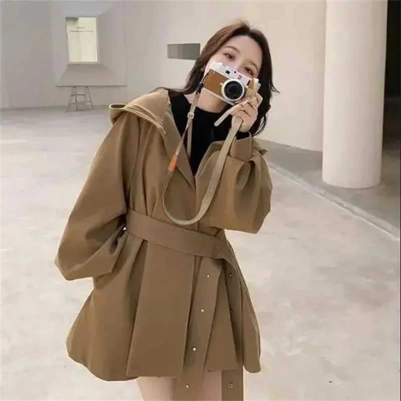 Spring And Autumn New Lantern Sleeves High-End Casual British Belt Windbereaker Ladies Outwear W3179 Hooded Trench Coat WomensT251216