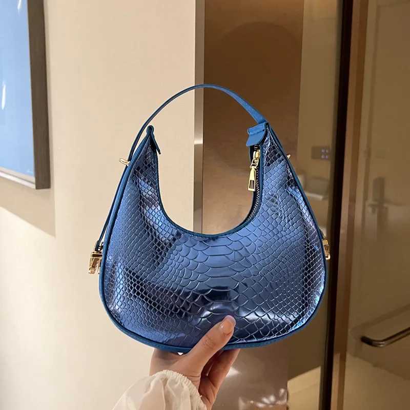 Women Design Serpentine Design Small Handbag Fashion Shoulder Underarm Bag PU Leather Laser Half Moon Bags M251216