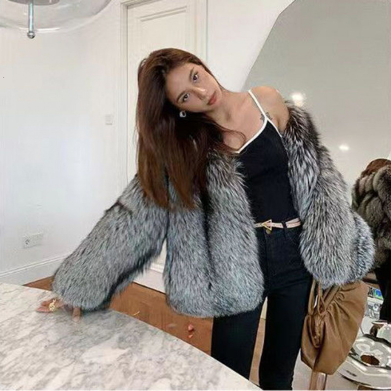 Real Red Fox Fluffy Womens Jacket Short Cropped Fox Fur Jacket With Lapel Genuine Fur Outerwear Selling Bolero Jacket 250910