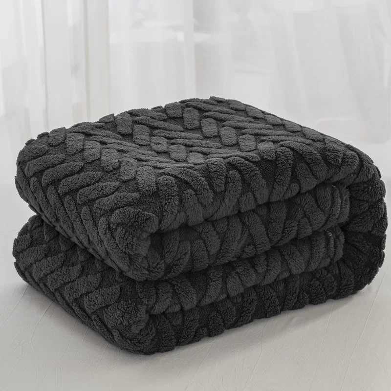 autumn and winter new high-gram single-layer double-sided jacquard Tafu fleece Shu cotton fleece multi-functional blanket H251216 - view 3