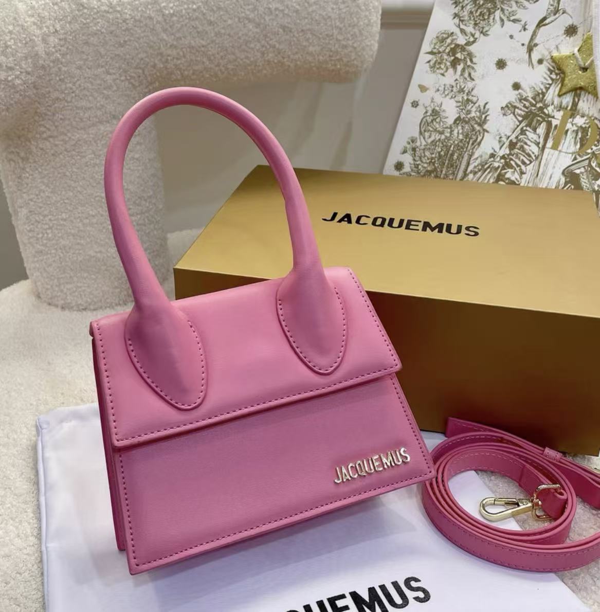 2025 New higher quality designer bag French Magnetic Buckle Niche Ins Super Popular Single Shoulder Handbag Crossbody Handbag Small Square Bag jacquard bag 7532