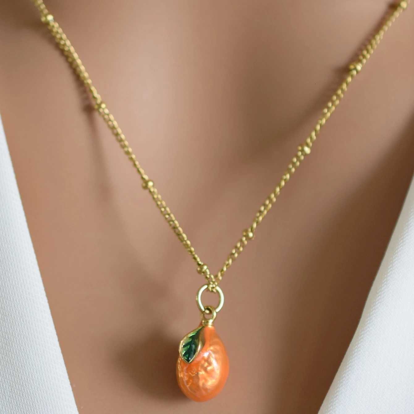 Hot Selling Drop Oil Gold Plated Fruit Pendant Personalized Design Watermelon Strawberry Necklace M251216