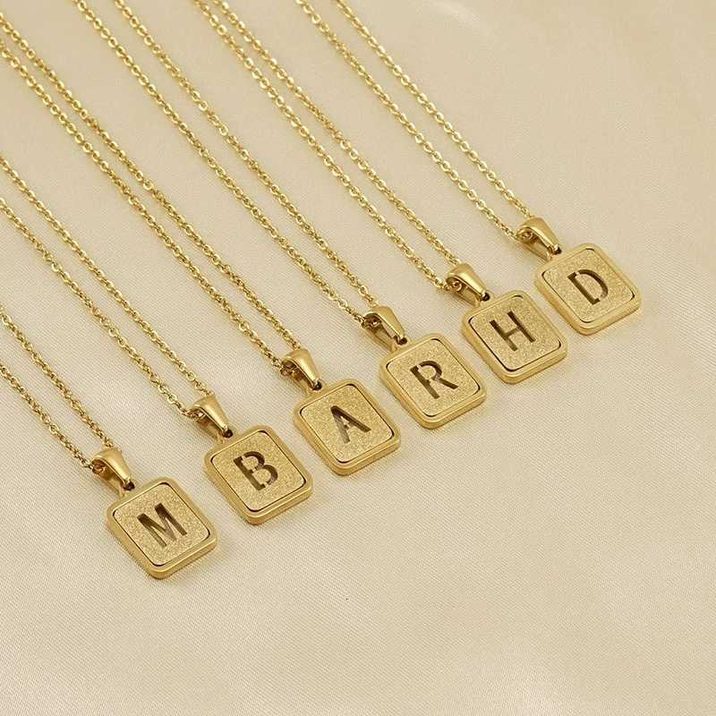 Titanium Steel Hollow 26 English Letter Pendant 18K Stainless Steel Gold Sand Letter Clavicle Chain Necklace Women M251216