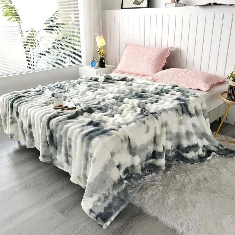 Luxurious Faux Rabbit Fur Bed Blanket - Soft Thick and Warm Throw All Seasons Versatile for Sofa Shawl Travel and Gifts H251216 - view 3