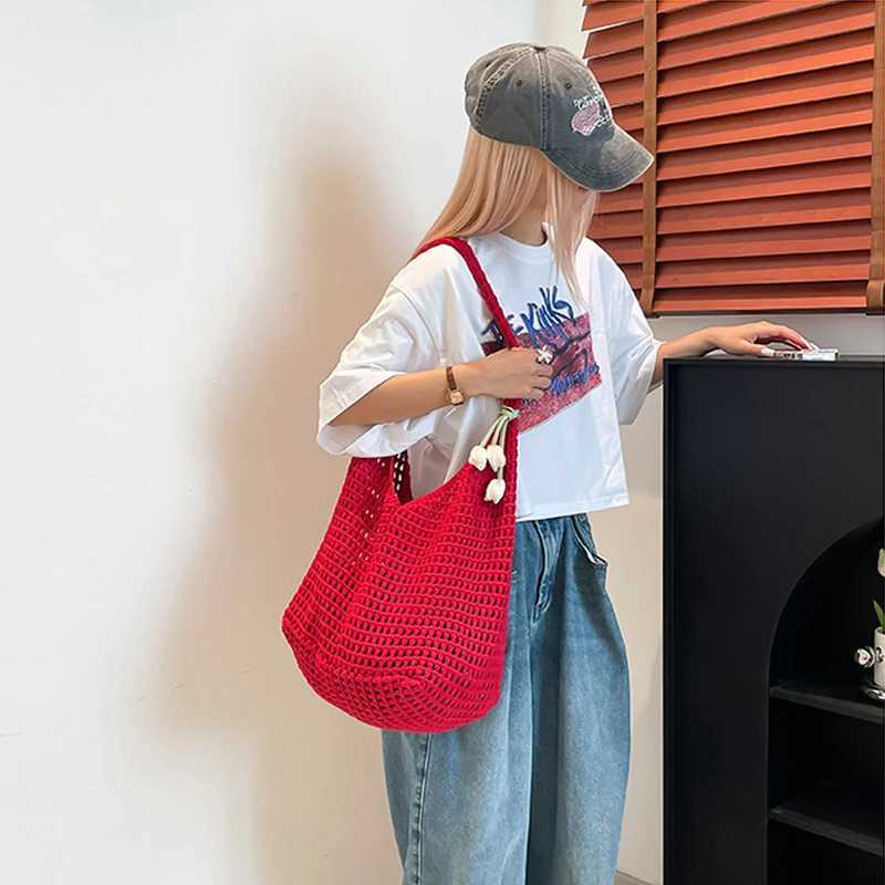 Trendy Sweet Crochet Shoulder Bag with Tulip Pendant Leisure Beach Hollow Handbag Women Vacation Casual Woven Totes M251216