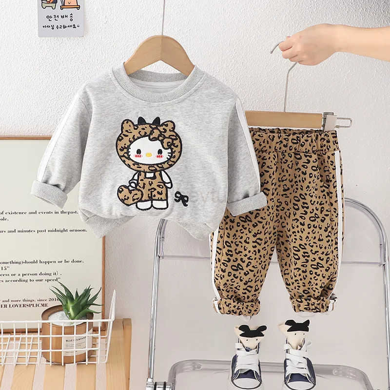 Sanrio Girls Clothing Sets Spring Autumn 2025 Children Sweatshirts Tops Pants 2pcs T-shirts Suit For Baby Tracksuits Kids Outfits 4 5Y H251216