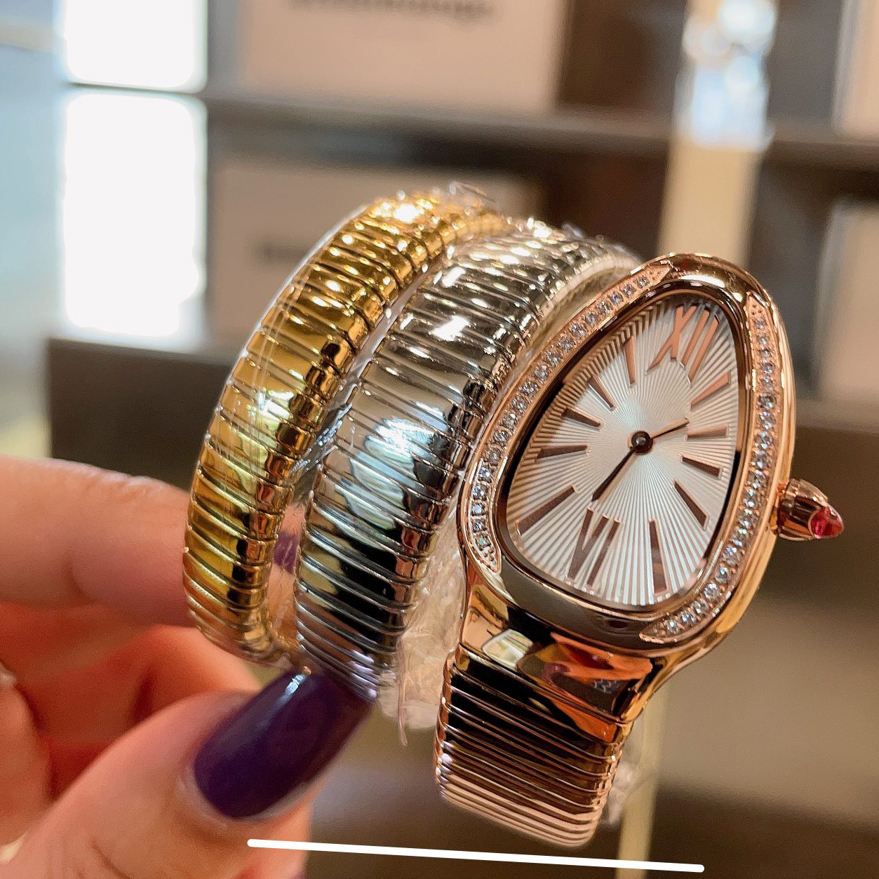 Three year old gradient luxury high quality Ladies Watch Swiss Quartz movement Case and strap made of precision steel material 32mm women gift high qulity