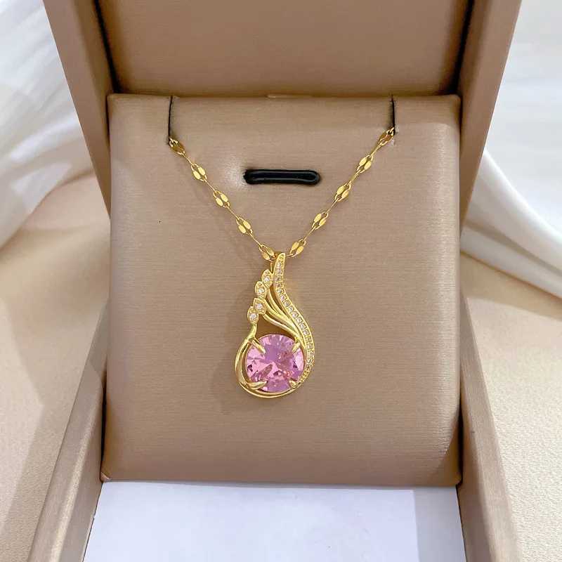 OIMG 316L Stainless Steel Gold Plated Charming Colorful Rhinestone Butterfly Pendant Neckalce For Women Girls Luxury Jewelry M251216