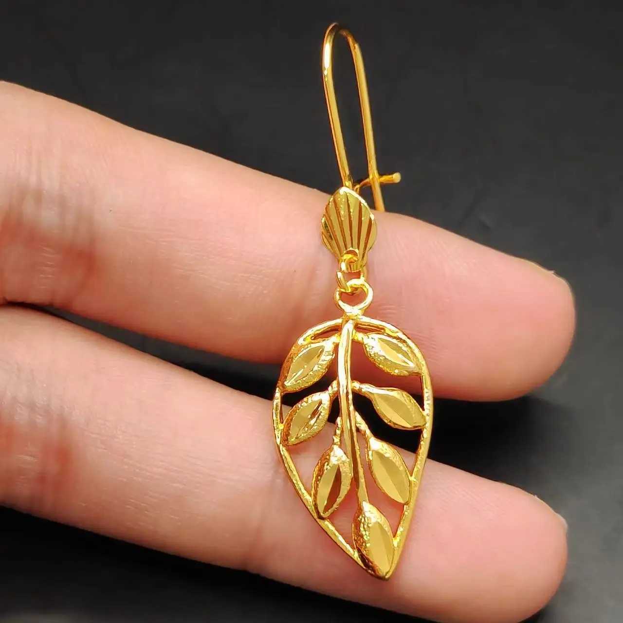 24K Gold Plated Copper Leaf Earrings for Women Boho Chic Hanging Earrings Hollow Lightweight Jewelry Birthday Wedding Gift G251216