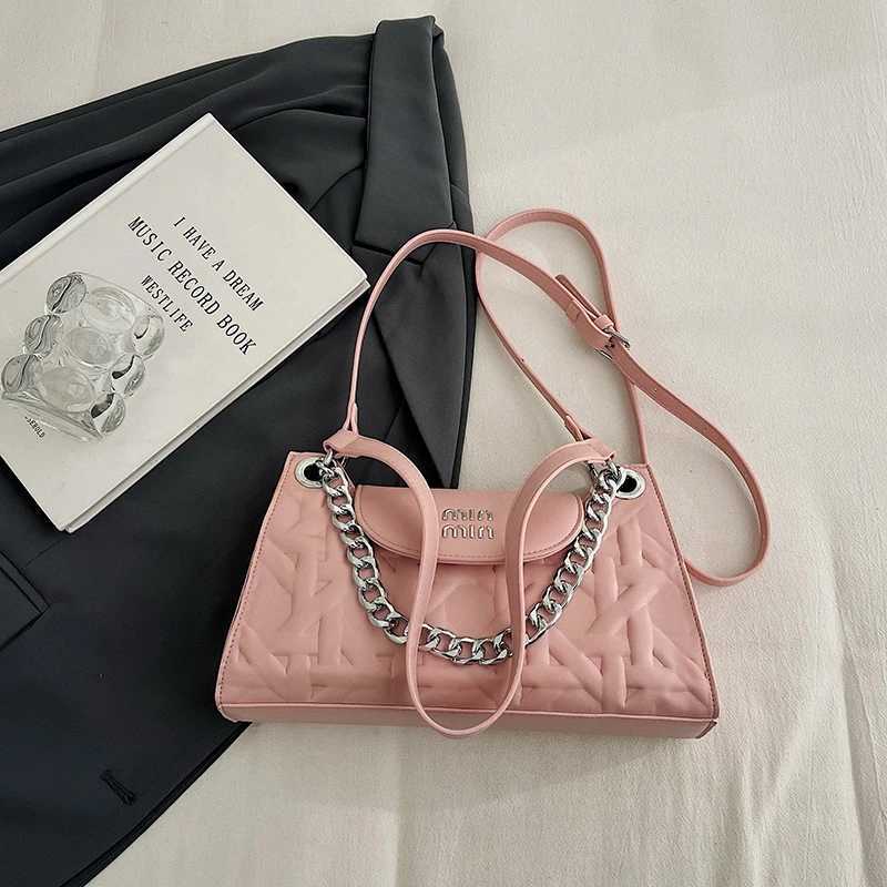 Chic Womens Handbag Leather Shoulder Bag Crossbody Messenger Famous Designer Elegant Classic Tote M251216