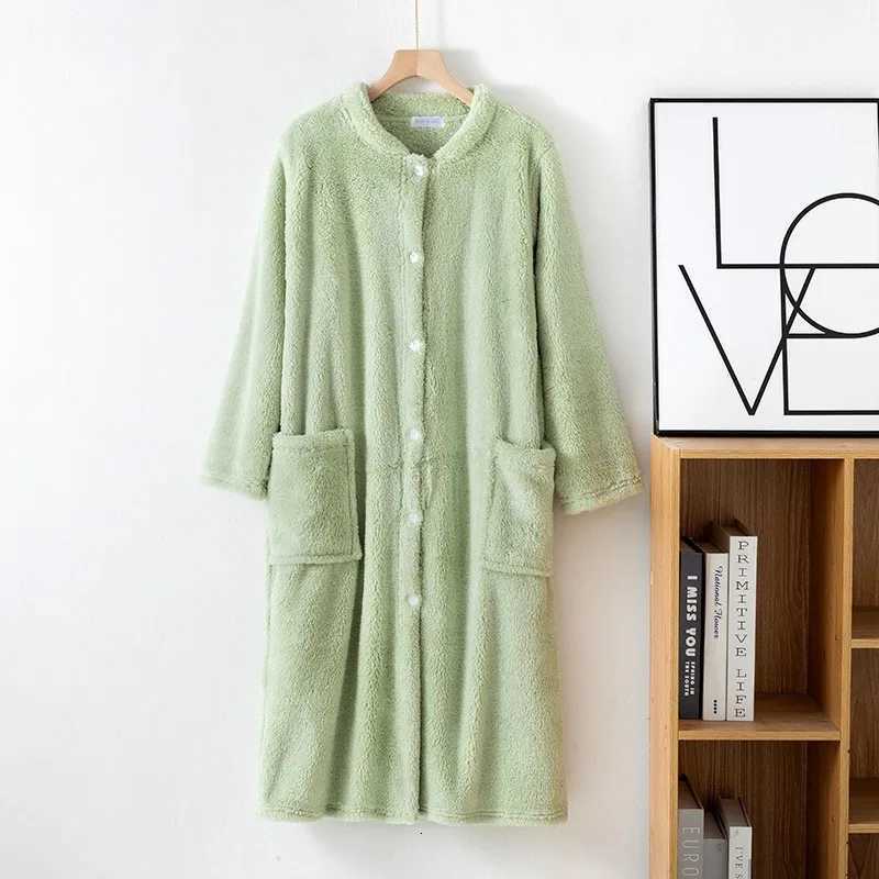 Autumn Winter Women Warm Fleece Robe Ladies Soft Bathrobe Female Long Sleeve Dressing Gown Solid Robes Simple Home Clothes C251216