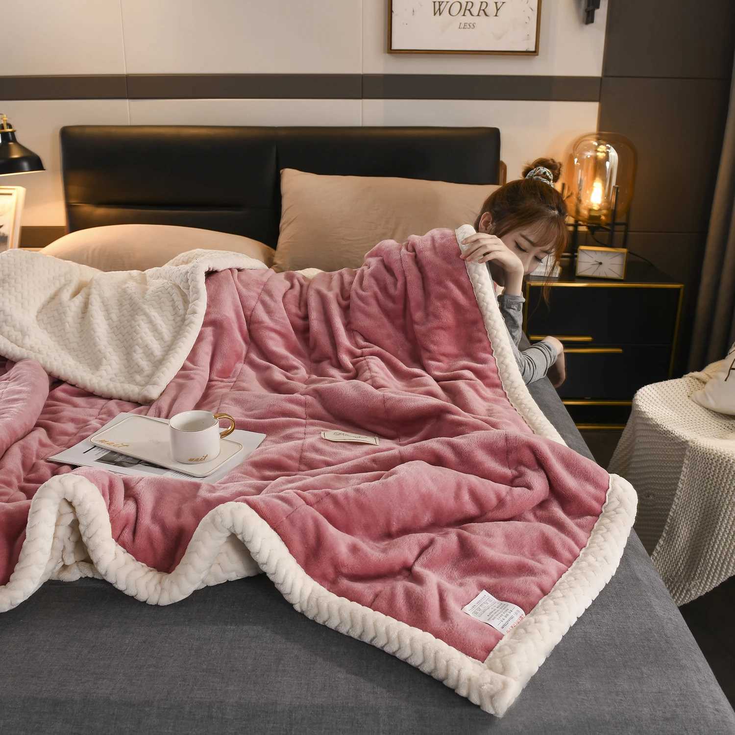New three-layer padded composite fleece blanket 120/150/180/200cm 1PC air-conditioned room bedroom can be machine washed H251216 - view 5