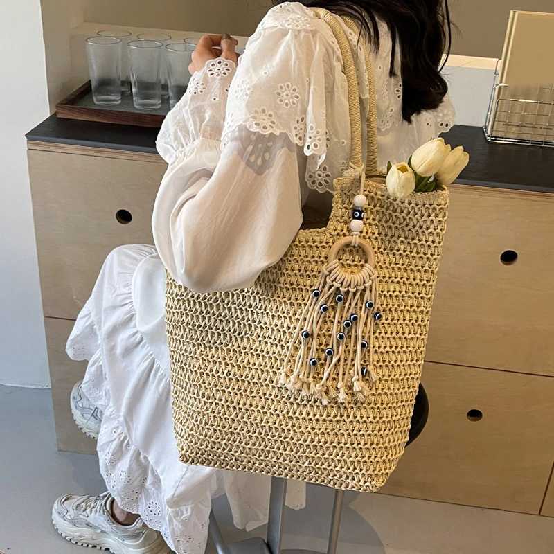 Women Straw Woven Shoulder Bag Solid Color Shoulder Summer Woven Pouch for Women Handmade Tassel Handbags Underarm Bags M251216