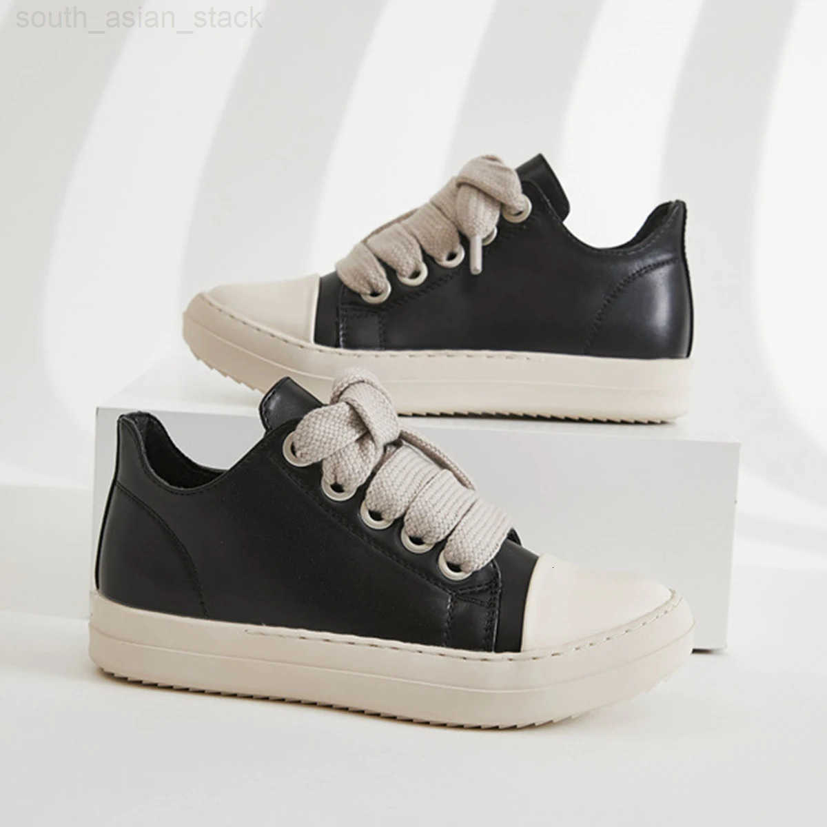 Mens Coarse Shoelaces Low Cut Flat Bottom Casual Shoes Minimalist College Style Sports Shoes H251216