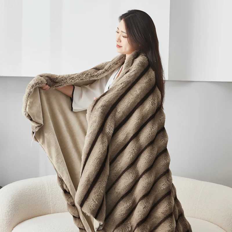 Tuscan Faux Fur Autumn Winter Warmth Blanket High Quality Thick Keep Warm Sofa Blankets for Throw High-end Soft Fluffy Comforter H251216 - view 6