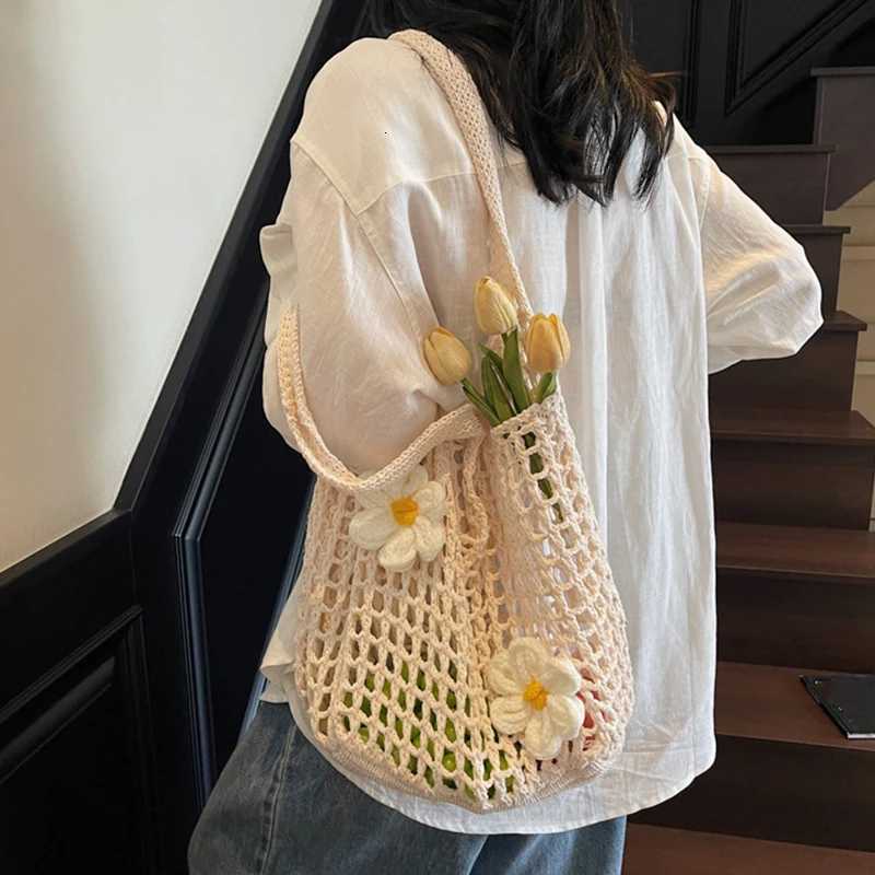 Women Knitted Hollow Out Tote Bags New Large Capacity Shoulder Composite Bag Weave Beach Vacation Handbags M251216
