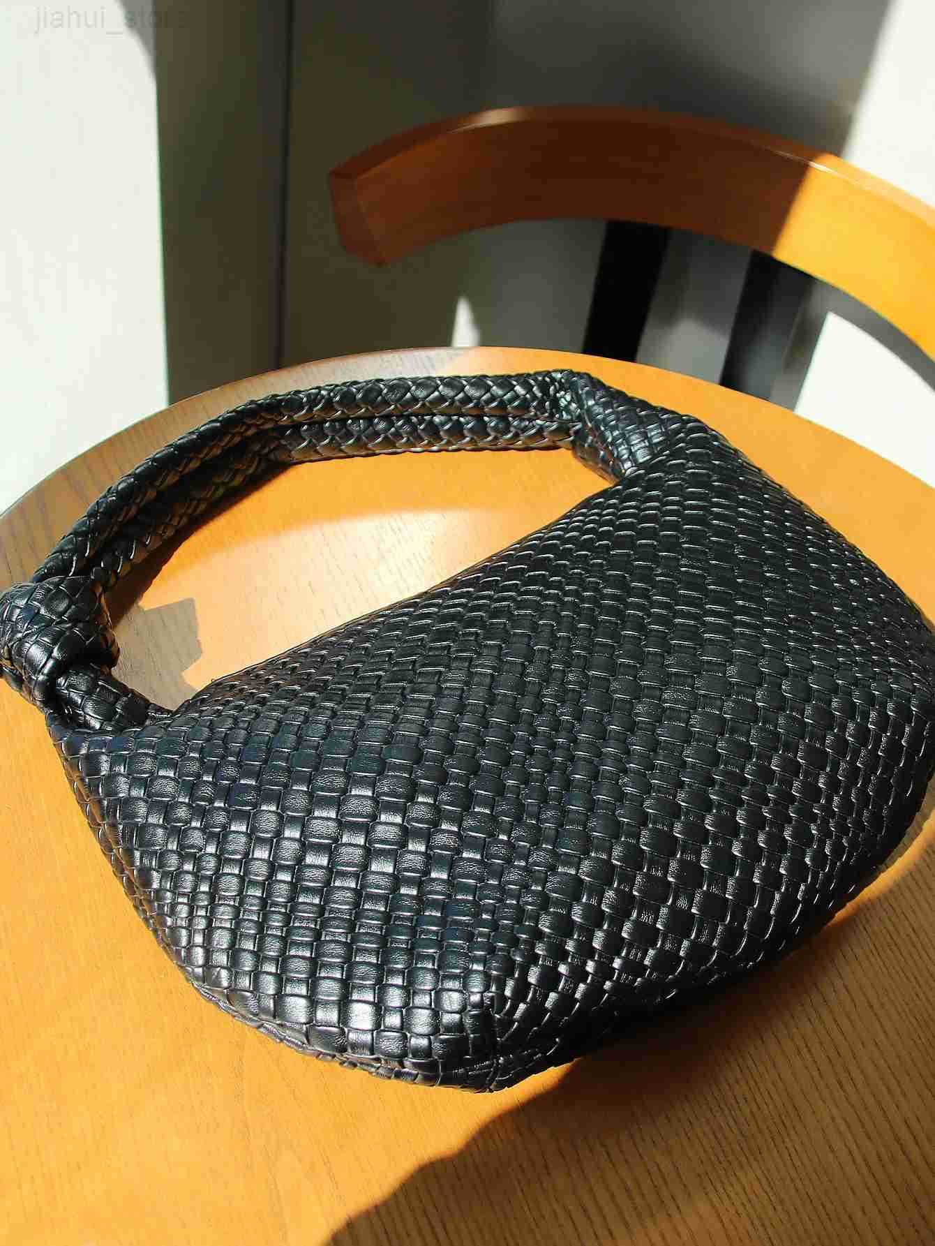 woven womens bag 2024 fAshionable new versatile womens handbag one-shoulder armpit knotted unique niche design RETRO H251216